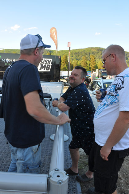 Tryck f&ouml;r st&ouml;rre bild!